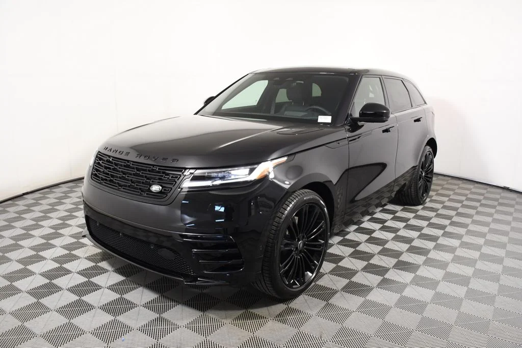 2026 Land Rover Range Rover Velar P250 Dynamic SE's photo