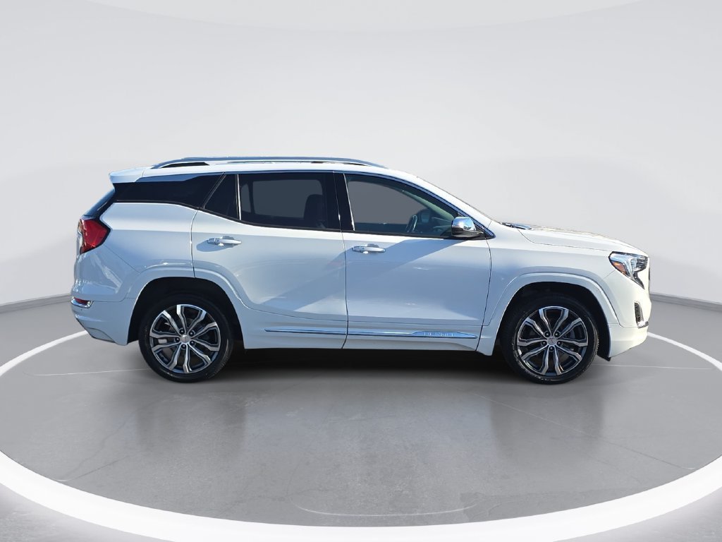 Certified Used 2019 SUMMIT WHITE GMC Denali image 2