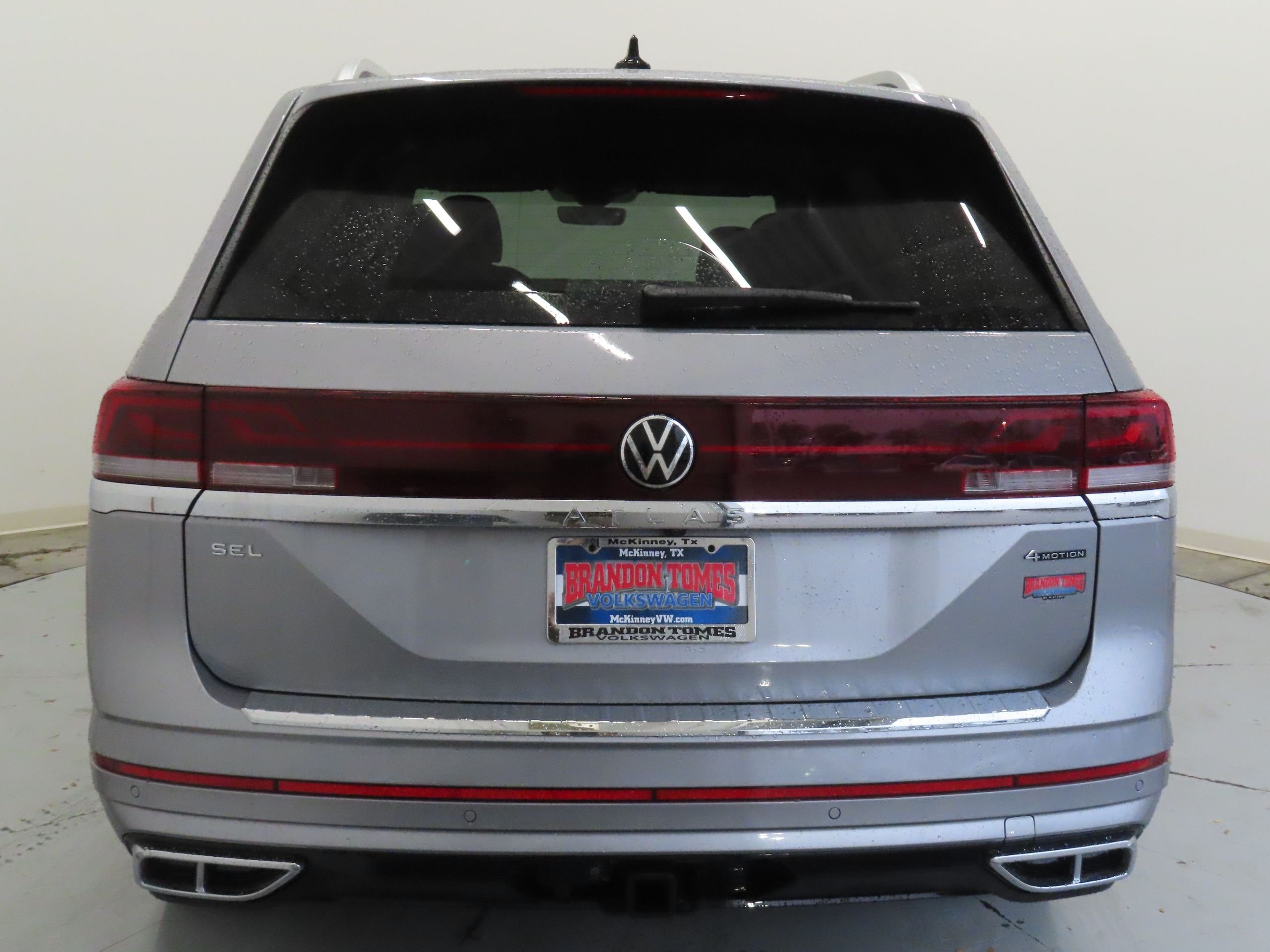 New 2026 Silver Volkswagen 2.0T SEL Premium R-Line image 4
