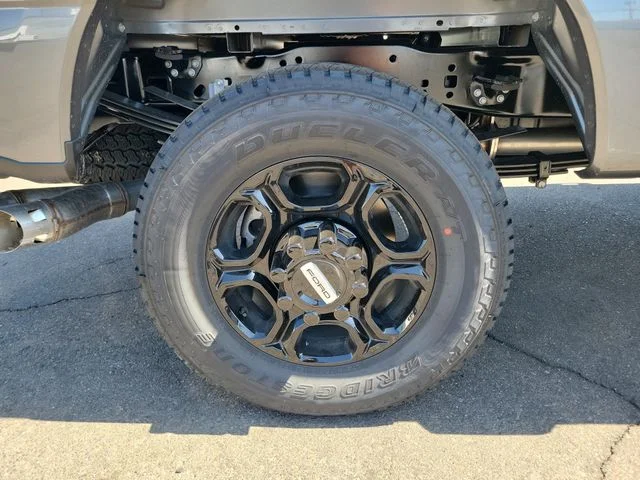 New 2026 Carbonized Gray Metallic Ford XL image 5