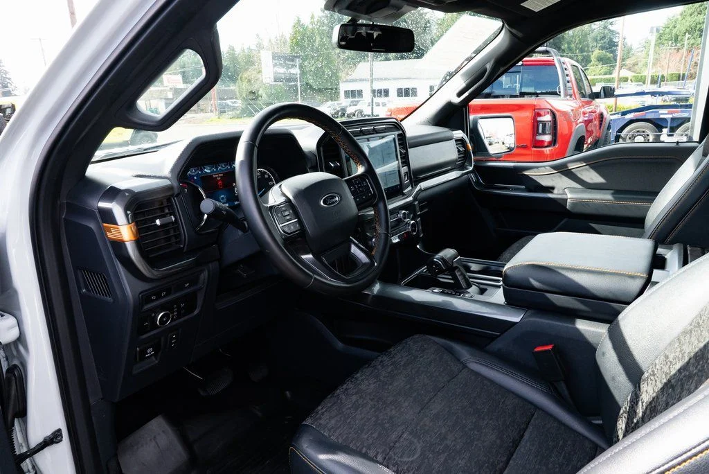 Used 2023 Gray Ford Tremor image 19