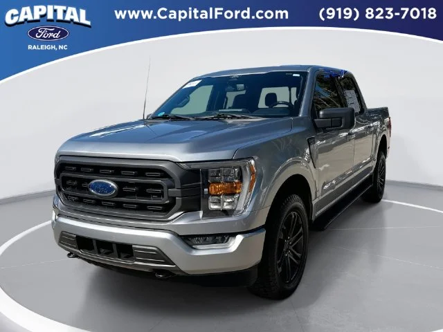 Used 2022 Silver Ford XLT image 1