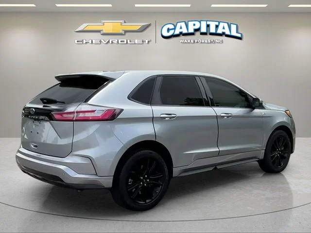 Used 2023 Silver Ford ST Line image 5