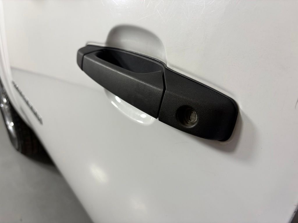 Used 2013 White Chevrolet Work Truck image 15