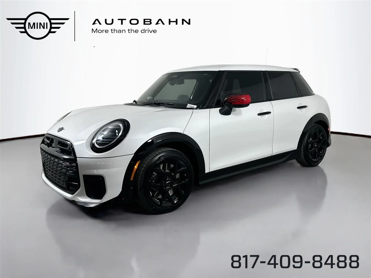 2026 MINI Hardtop Cooper S's photo