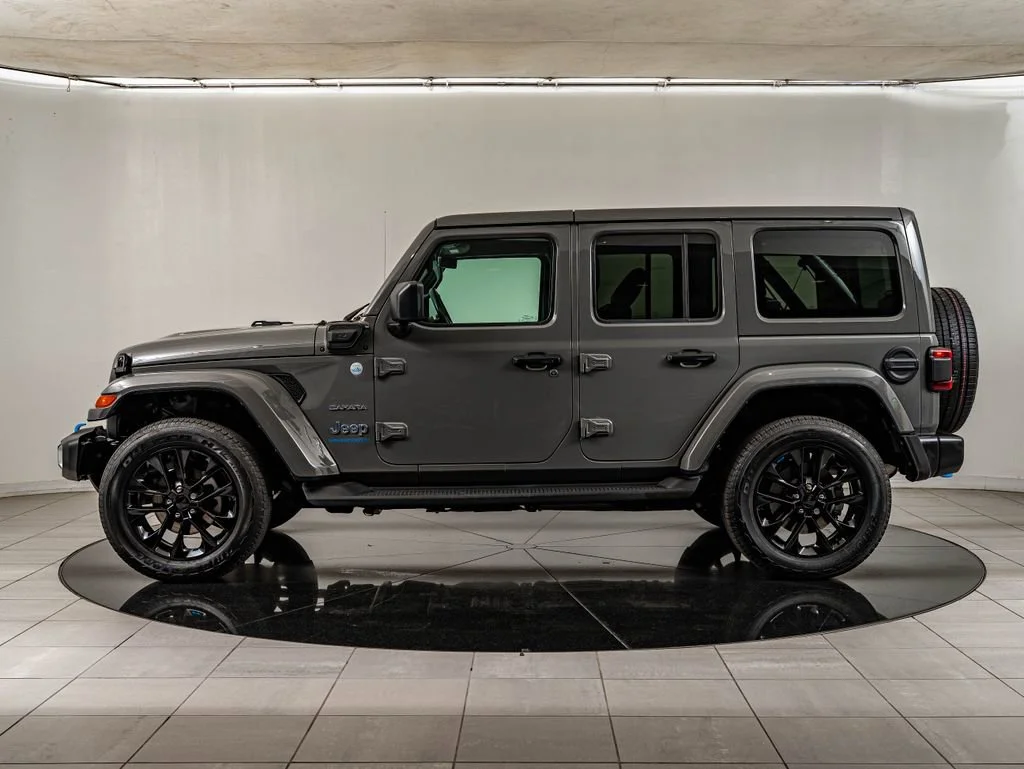 Used 2023 Sting-Gray Clearcoat Jeep Sahara 4xe image 8