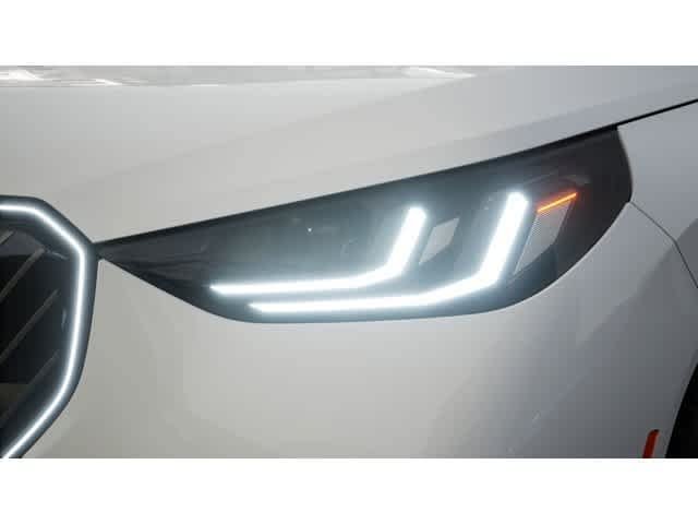 New 2026 Alpine White BMW 30 xDrive image 5