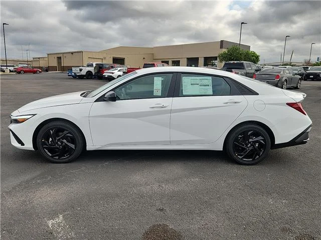 New 2026 Serenity White Pearl Hyundai SEL Sport image 2