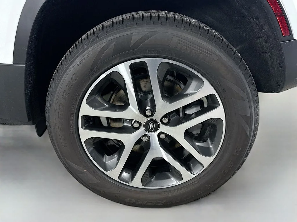 Certified Used 2025 Gray Land Rover S image 33