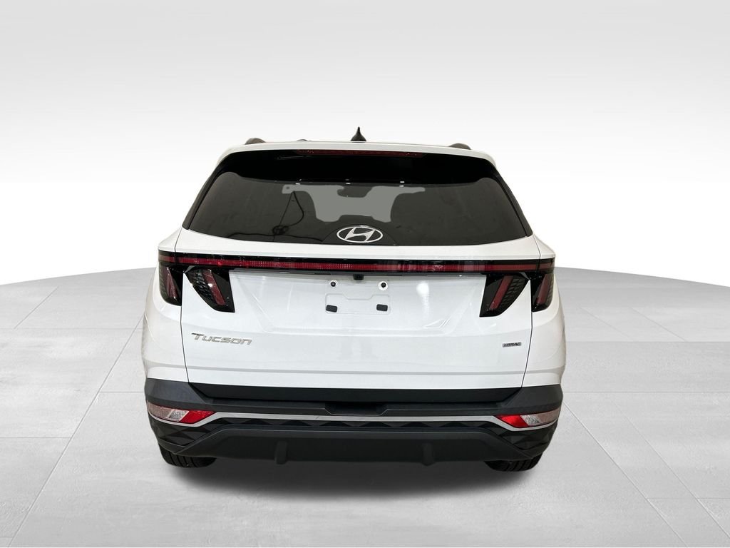 Used 2023 White Hyundai SEL image 4