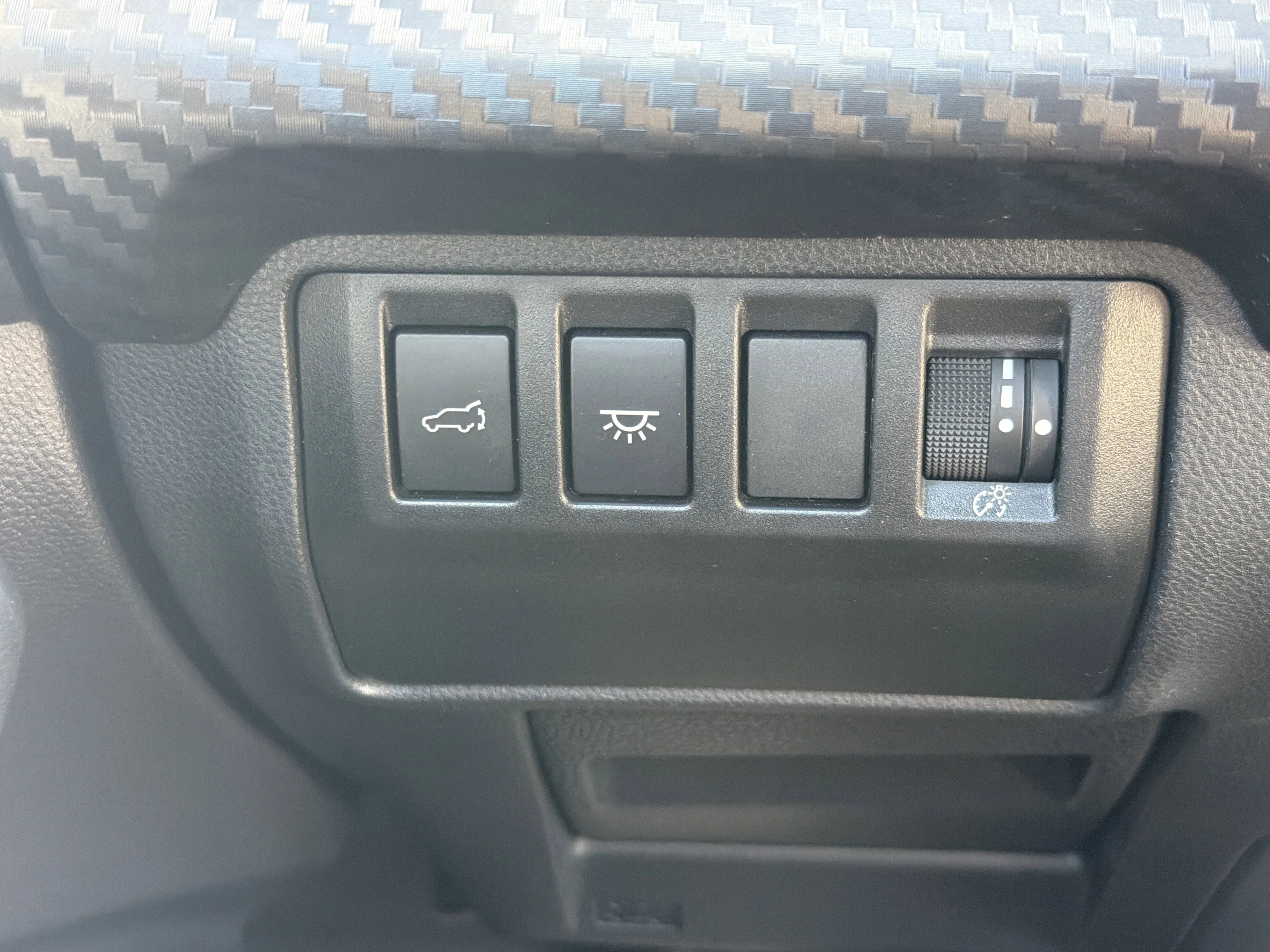 Certified Used 2025 Crystal White Pearl Subaru Premium image 26