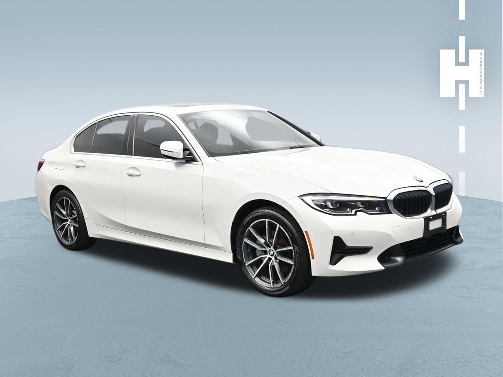 Used 2019 Alpine White BMW 330i xDrive image 1