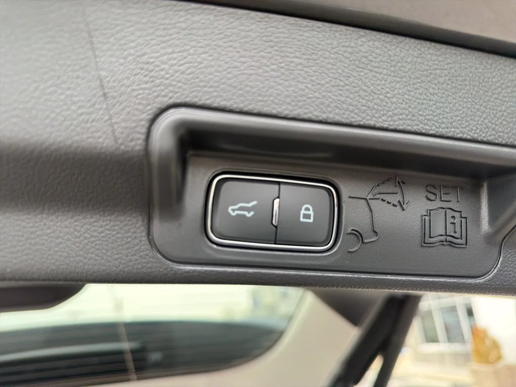 New 2026 Carbonized Gray Metallic Ford Active image 15