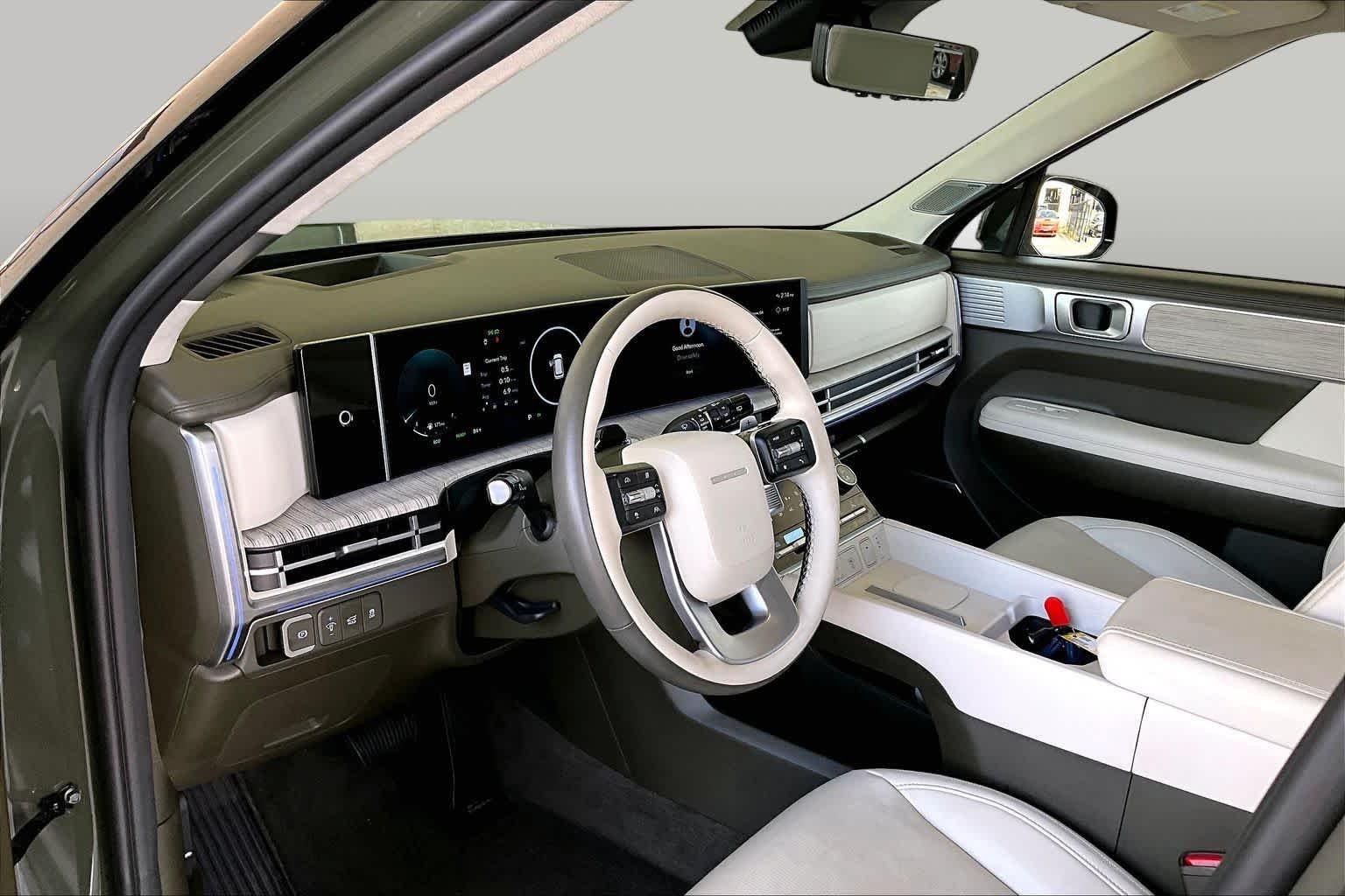 Used 2025 Rockwood Green Hyundai Calligraphy image 18