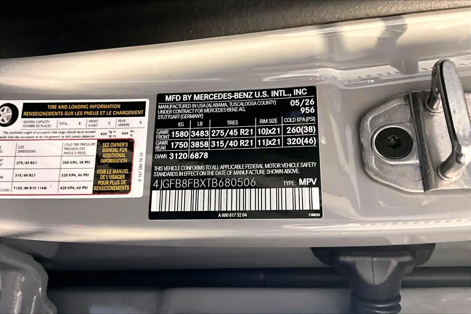 New 2026 MANUFAKTUR Alpine Grey Mercedes-Benz GLE 580 image 12