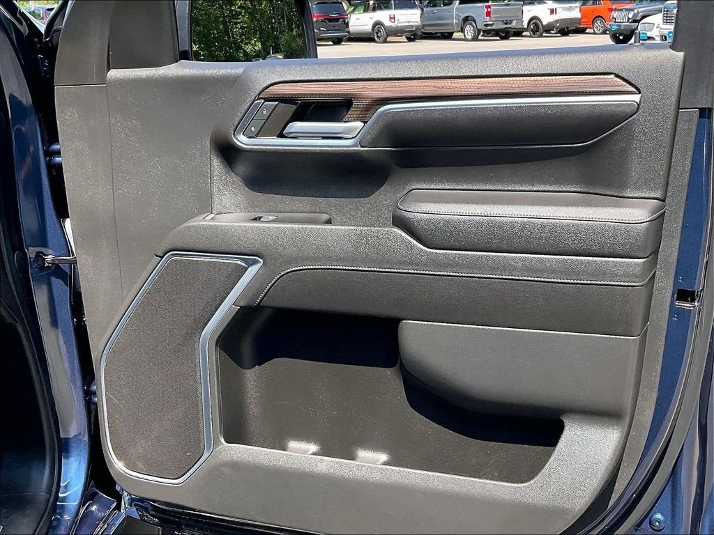 Used 2023 Blue Chevrolet RST image 26