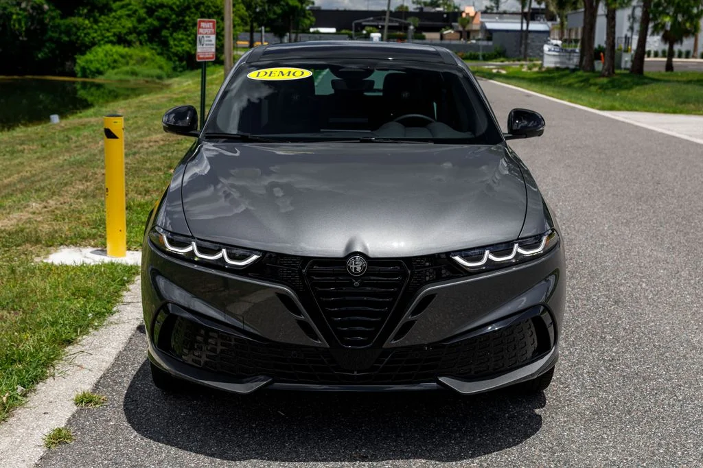 New 2026 Silver Alfa Romeo Sport Speciale image 8