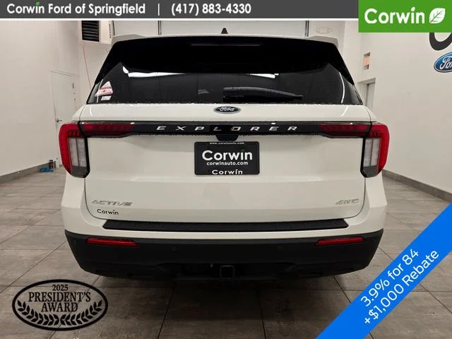 New 2026 Star White Metallic Tri-Coat Ford Active image 6