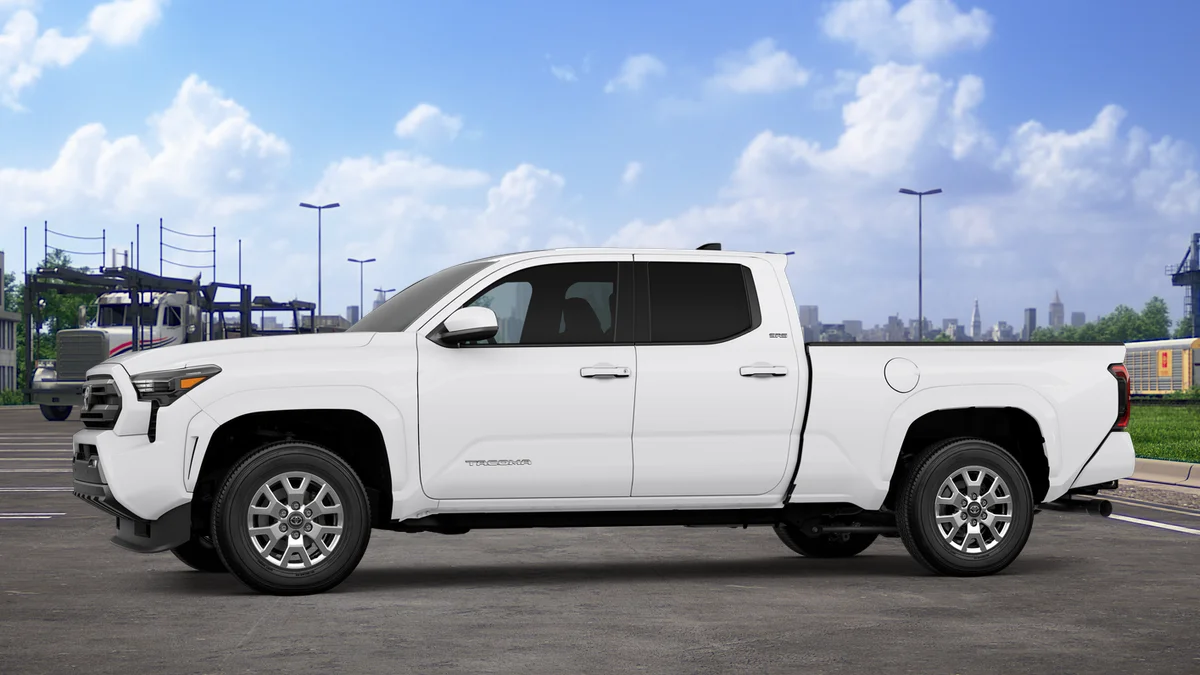 New 2026 Ice Cap Toyota SR5 image 11