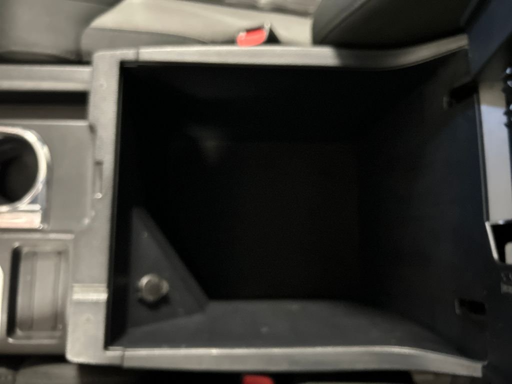 Used 2018 Blue Toyota SR5 image 26