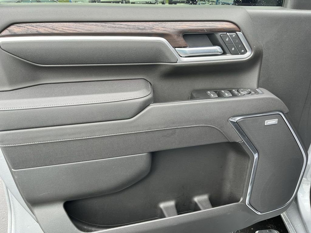 Used 2025 Silver GMC SLT image 13