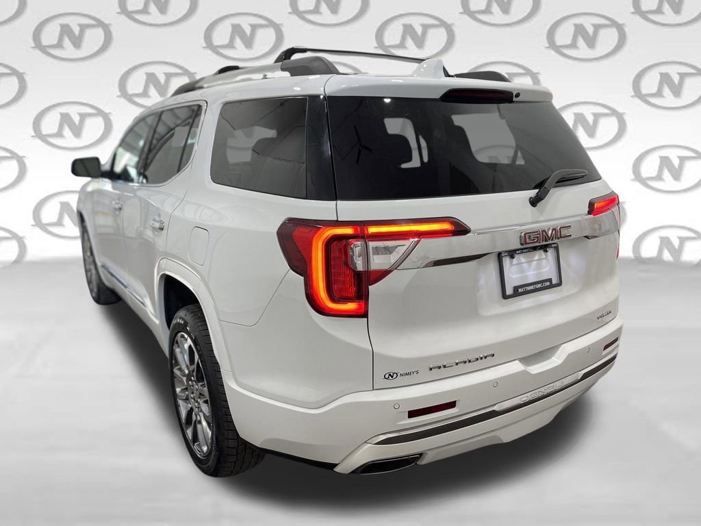 2023 GMC Acadia Denali - Photo 19