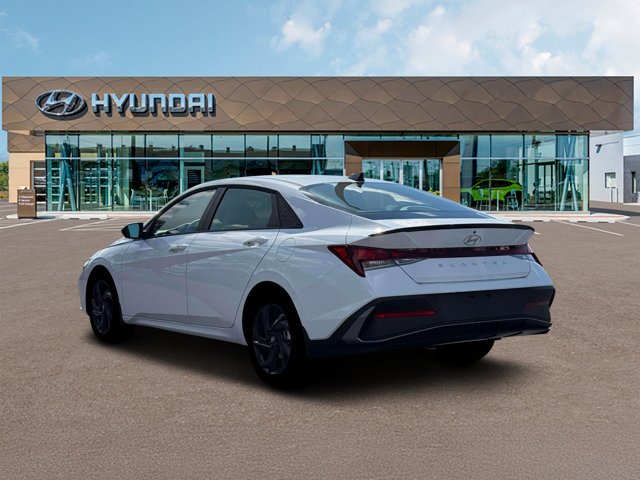 New 2026 White Hyundai SEL Sport Plus image 5