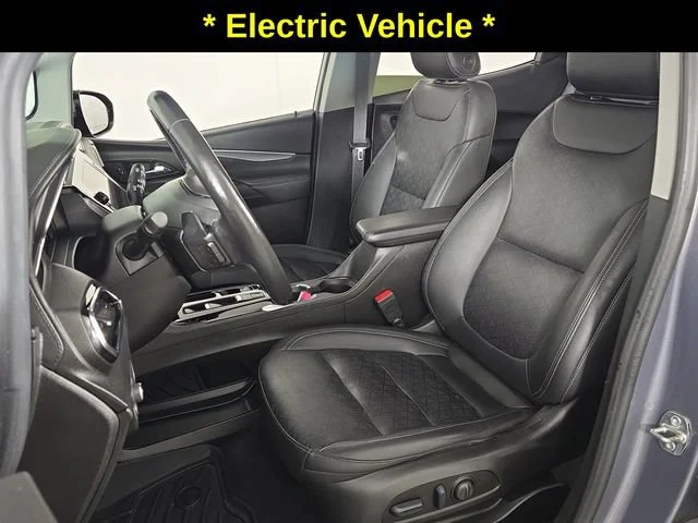 Used 2023 GRAY GHOST METALLIC Chevrolet 2LT image 23