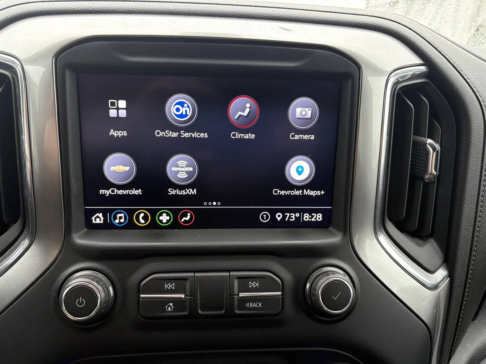 Used 2020 SILVER ICE METALLIC Chevrolet LT image 22