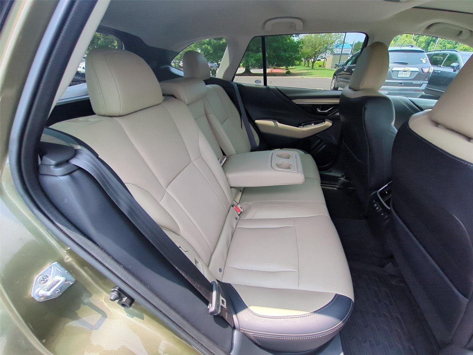 Used 2022 Autumn Green Metallic Subaru Limited image 37