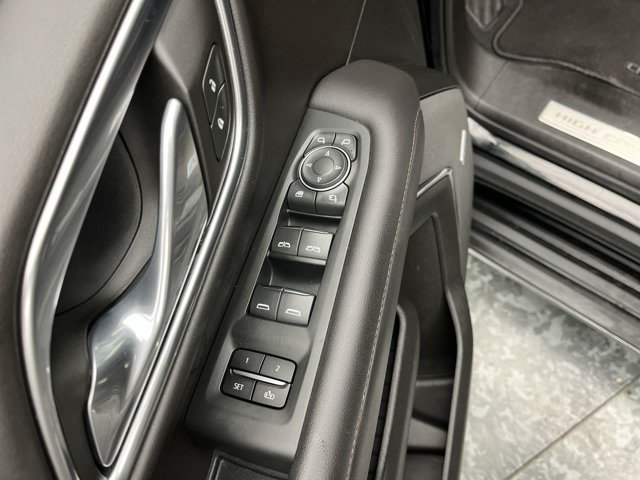 Used 2021 Black Chevrolet High Country image 9
