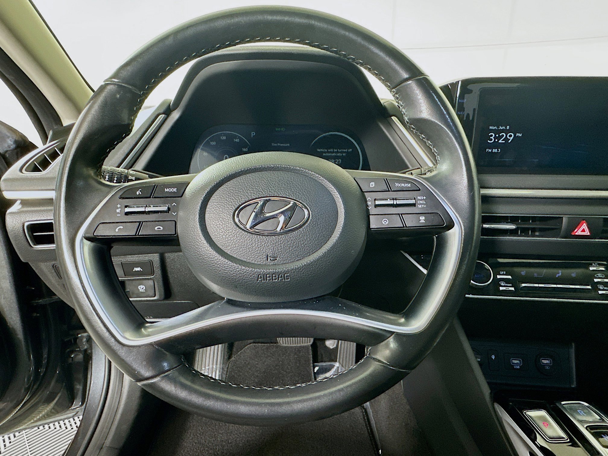 Used 2023 Portofino Gray Hyundai SEL image 15
