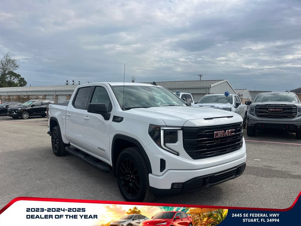 New 2026 Summit White GMC Elevation image 2