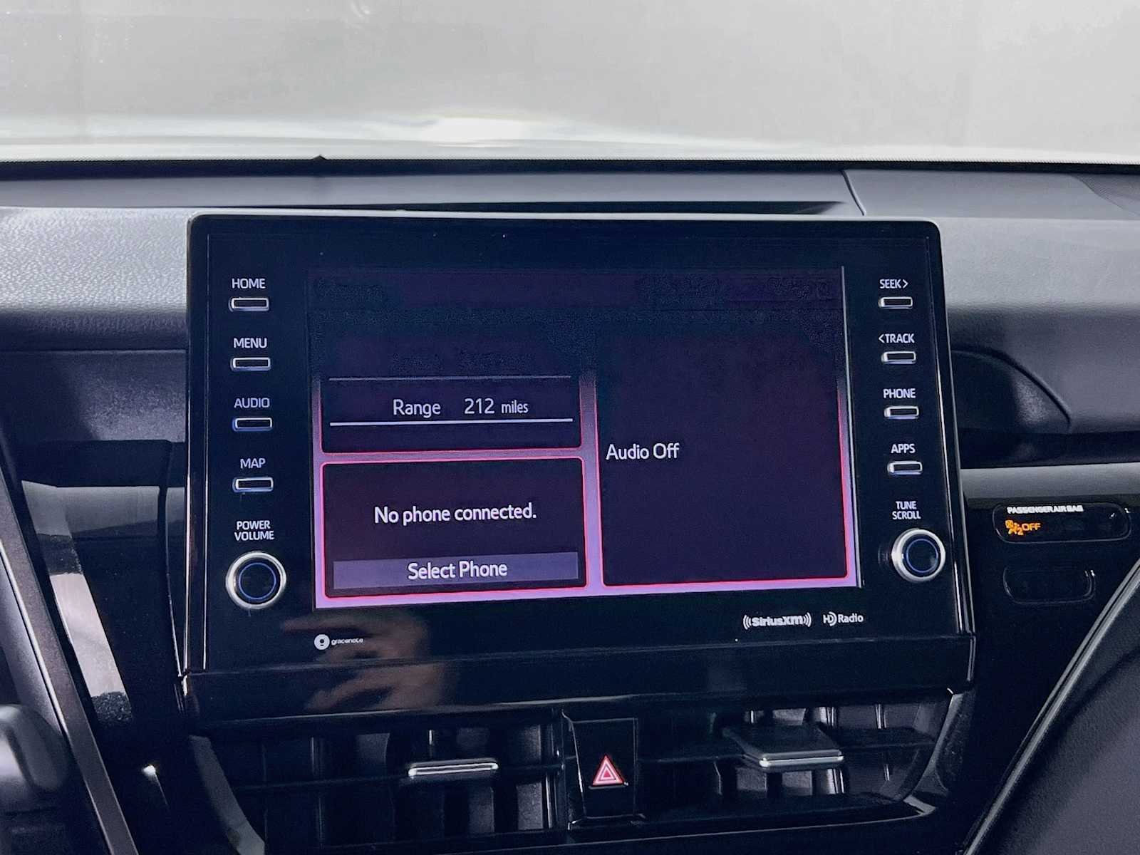 Used 2021 Wind Chill Pearl Toyota XSE image 12
