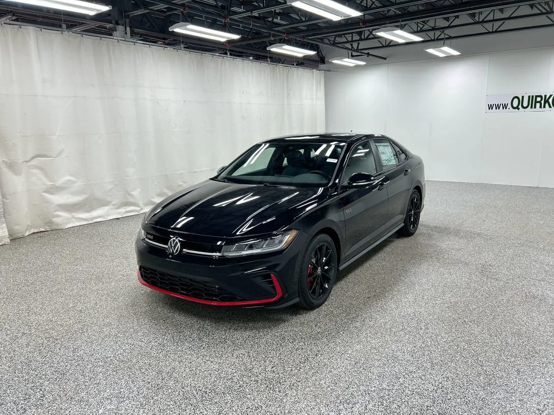 New 2026 Deep Black Pearl Volkswagen Autobahn image 4