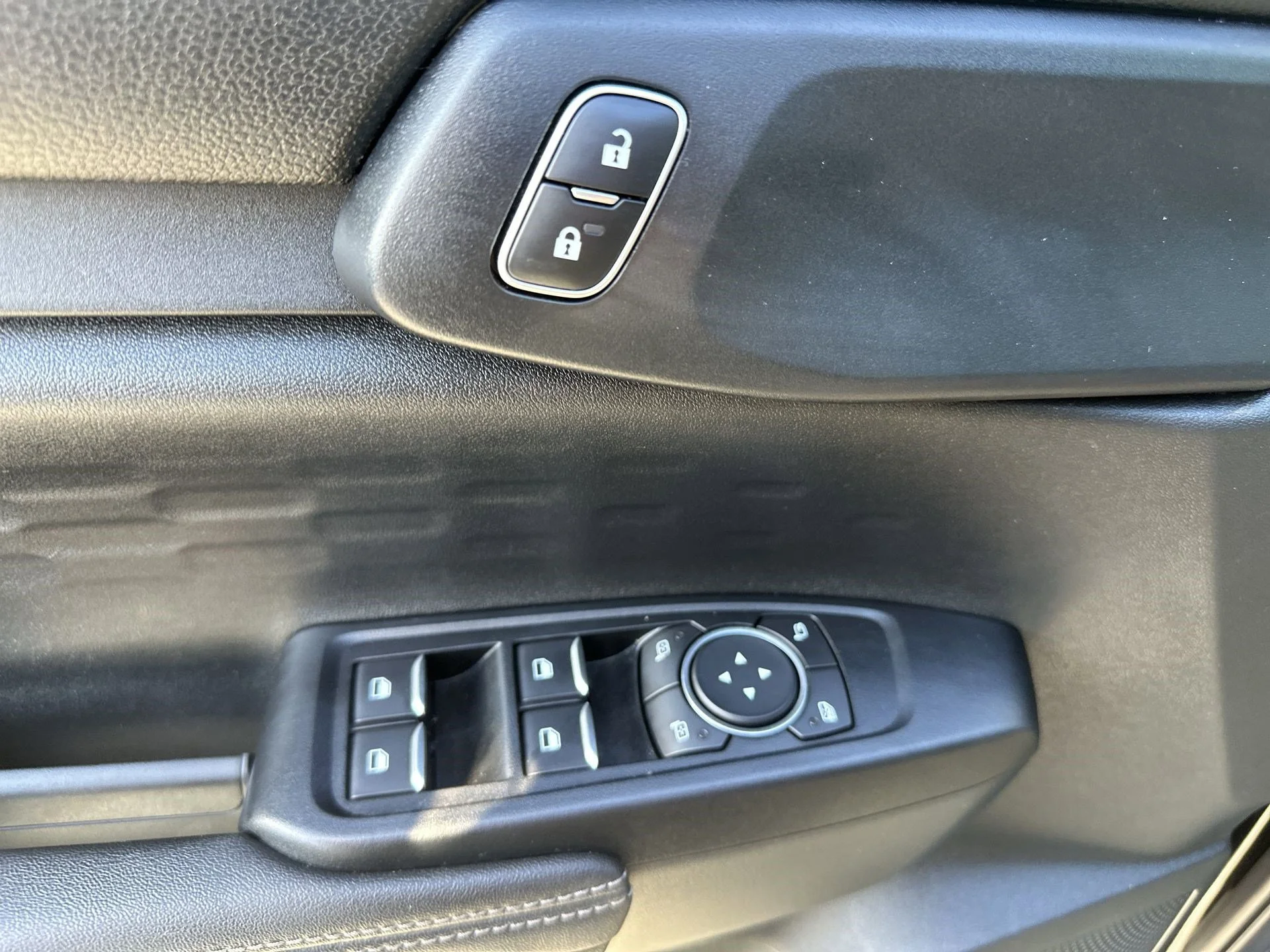 Used 2024 Shadow Black Ford XLT image 15