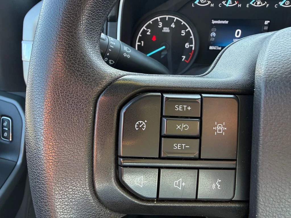 Used 2023 Blue Ford XLT image 18