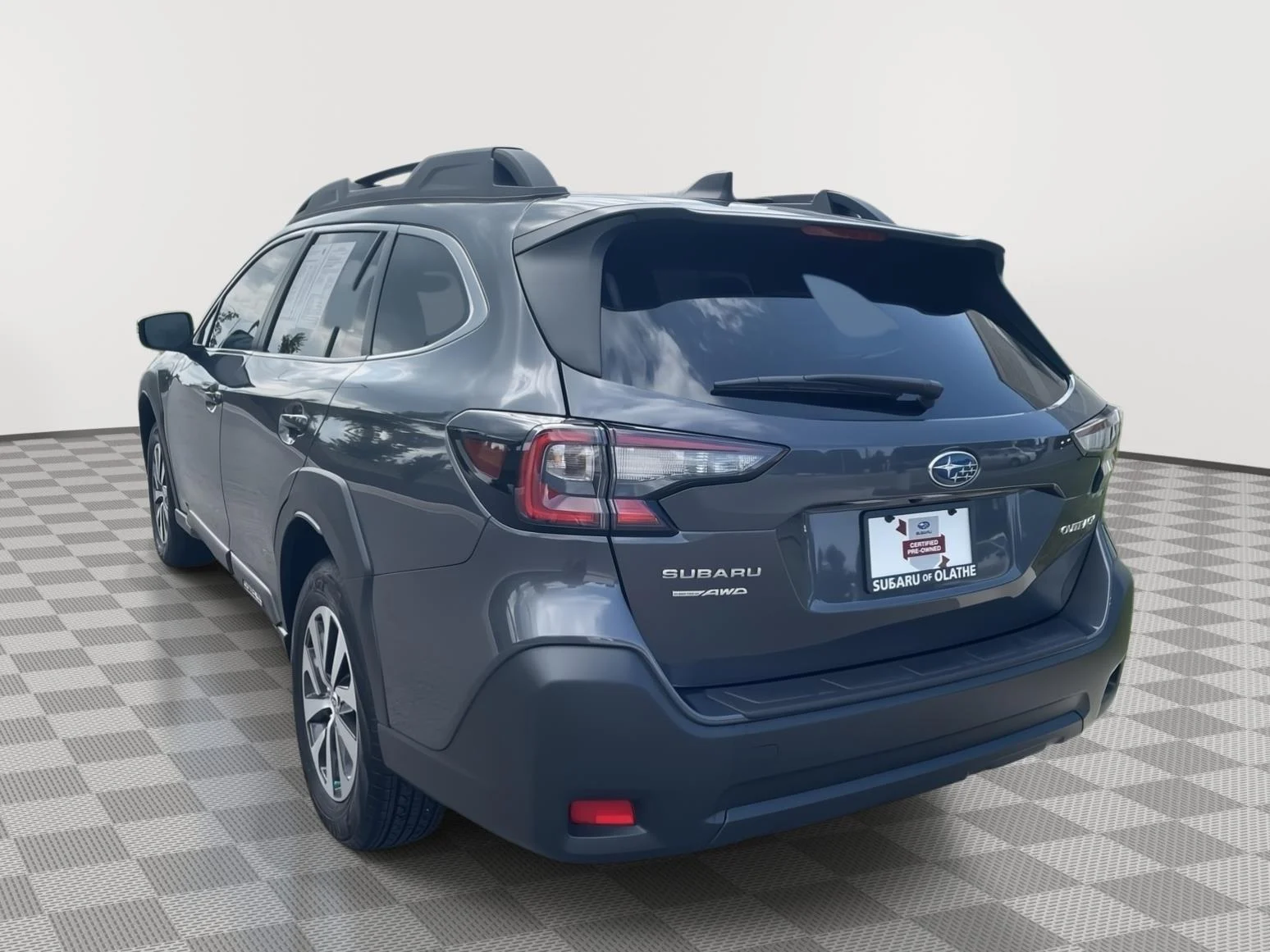 Certified Used 2025 Magnetite Gray Metallic Subaru Premium image 21
