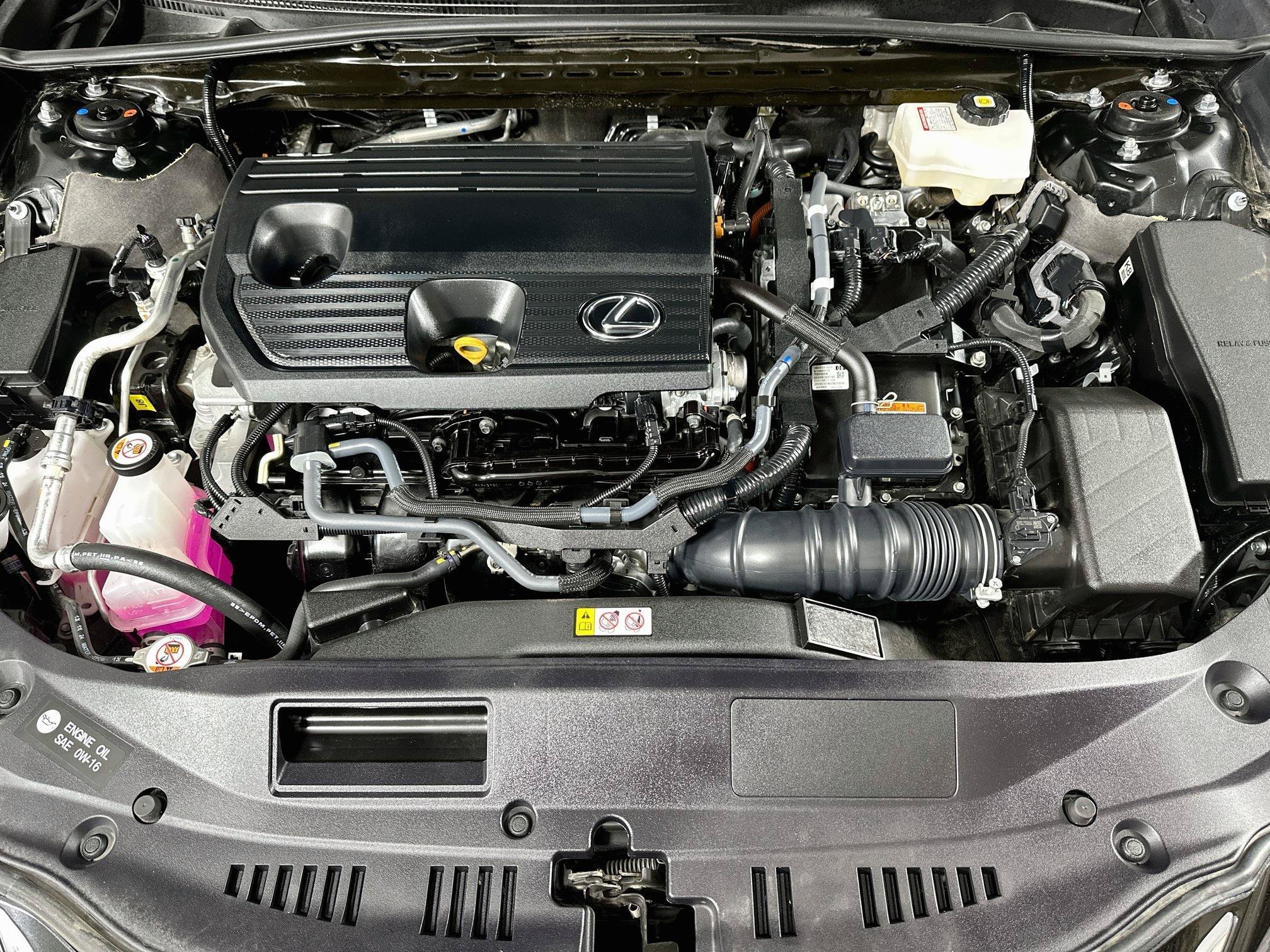 Used 2025 Caviar Lexus ES 300h Luxury image 28