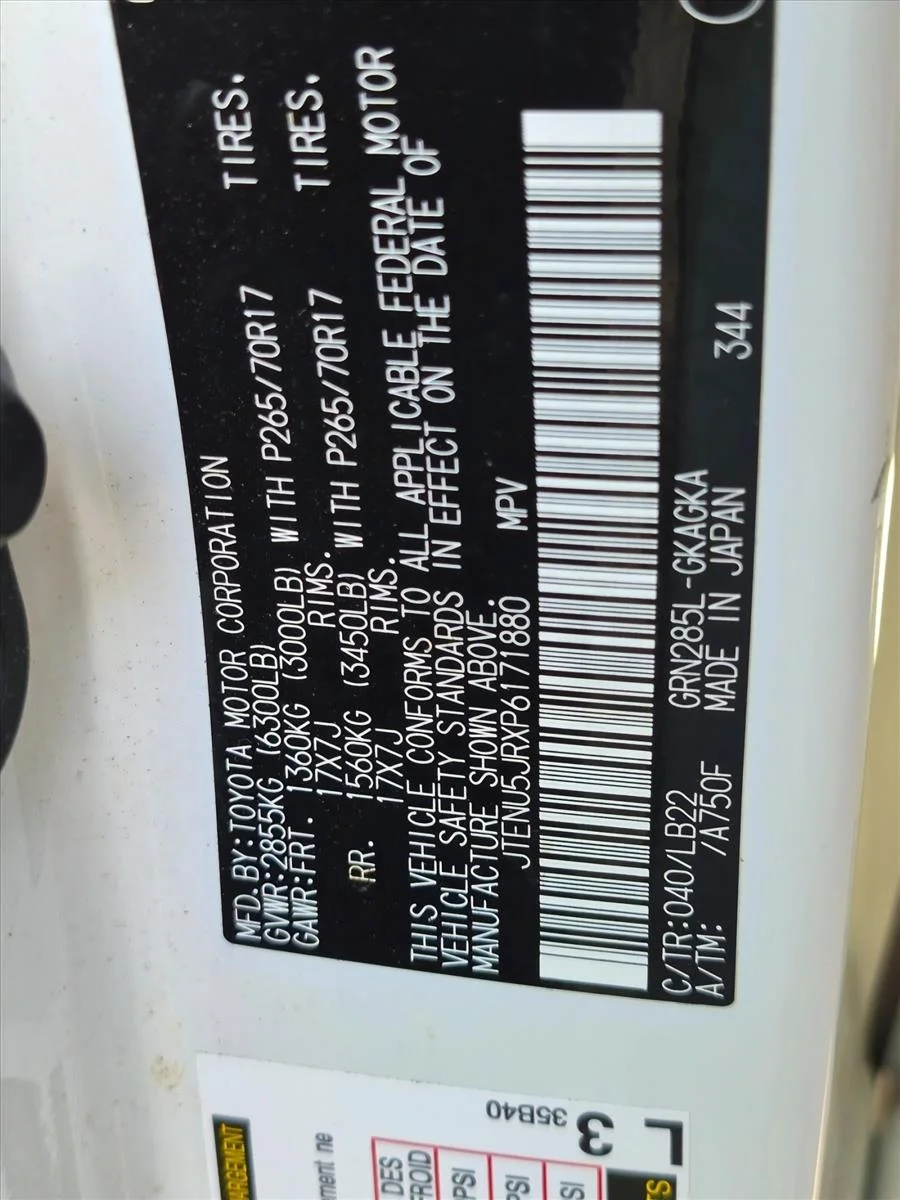 Used 2023 Ice Cap Toyota SR5 Premium image 16