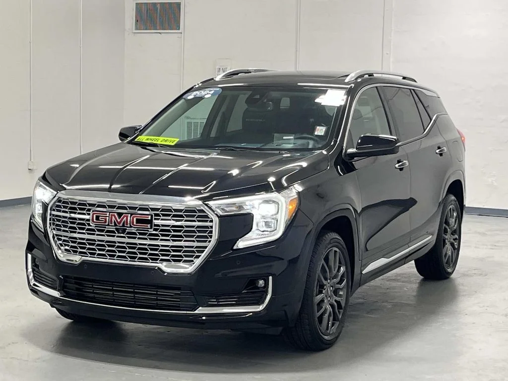 2024 GMC Terrain Denali - Photo 4