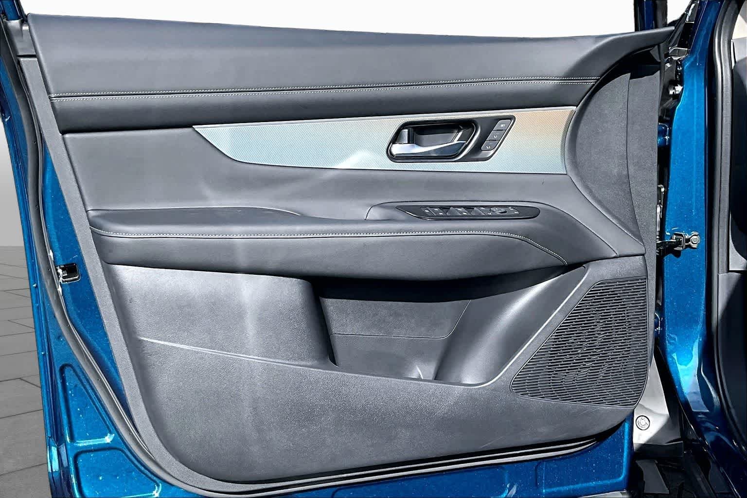 New 2026 AURORA BLU FANG Nissan SL image 10