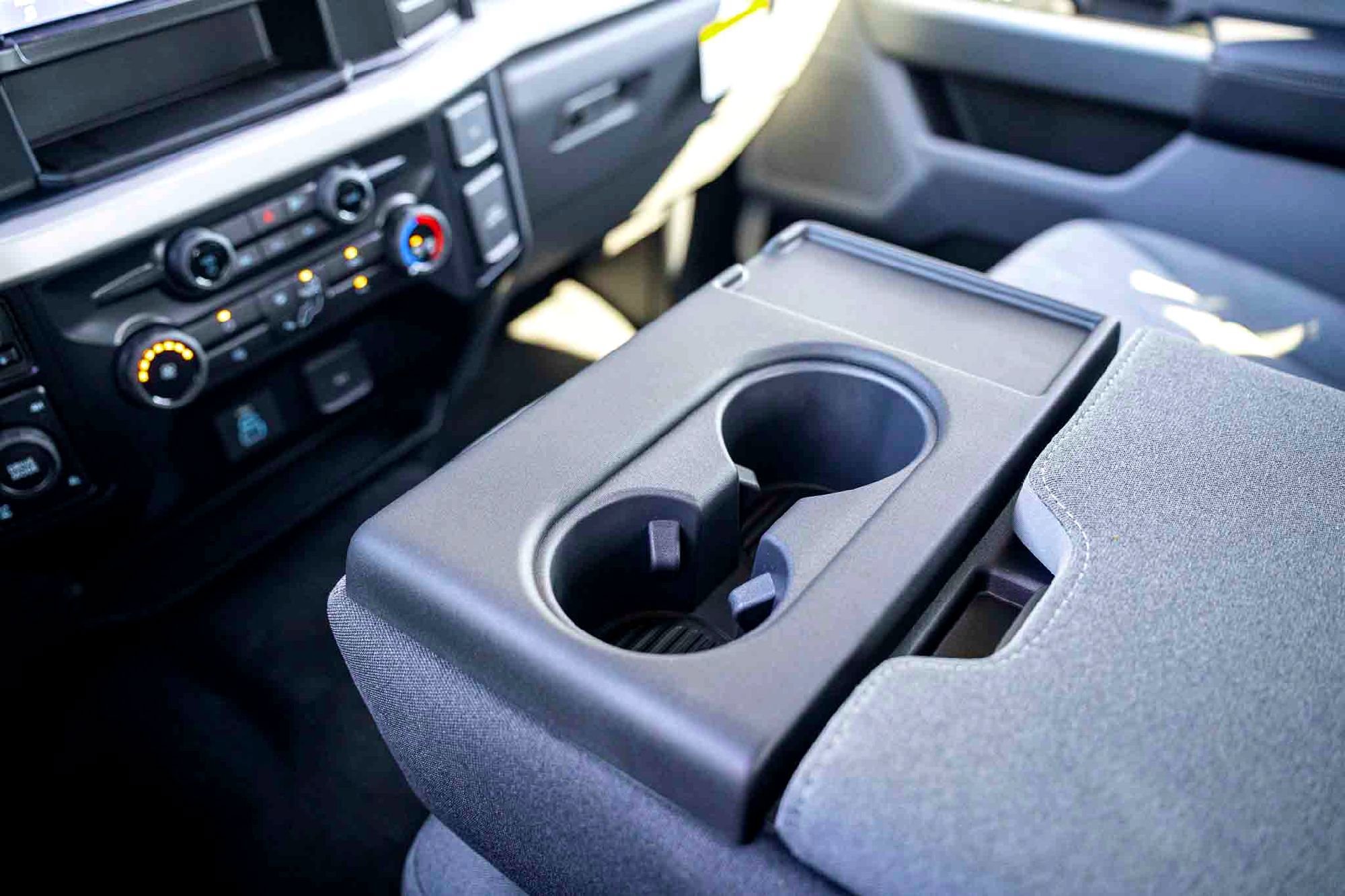 New 2026 Oxford White Ford XLT image 17