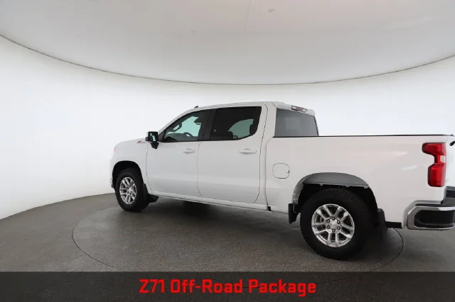Used 2024 White Chevrolet LT image 10