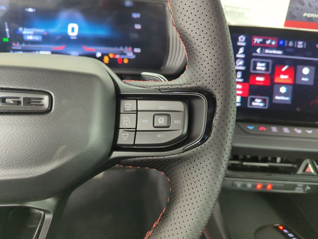 New 2026 Diamond Black Crystal Pearlcoat Dodge R/T image 23