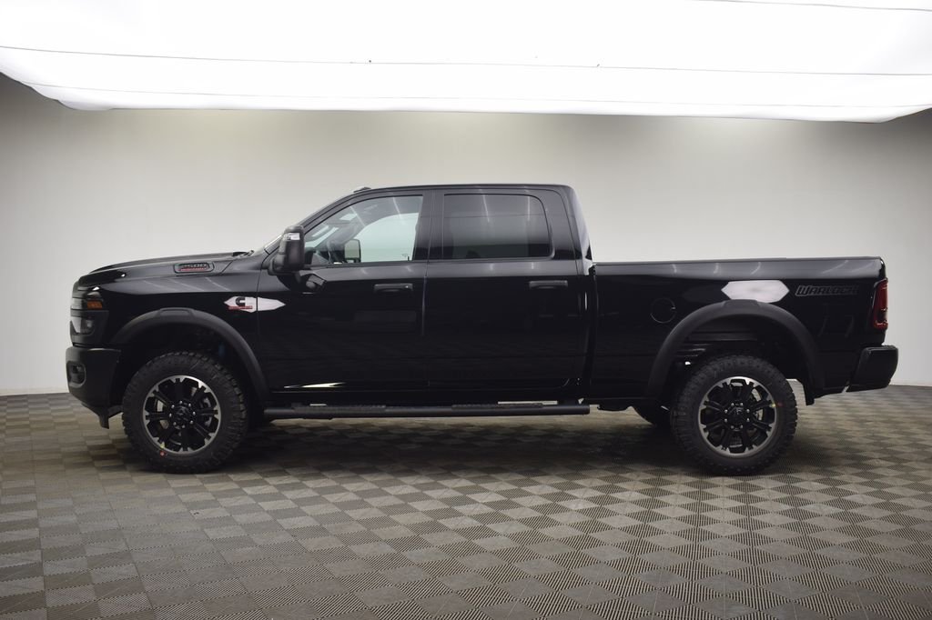 New 2026 Diamond Black Crystal Pearl-Coat Exterior Paint RAM Tradesman image 12