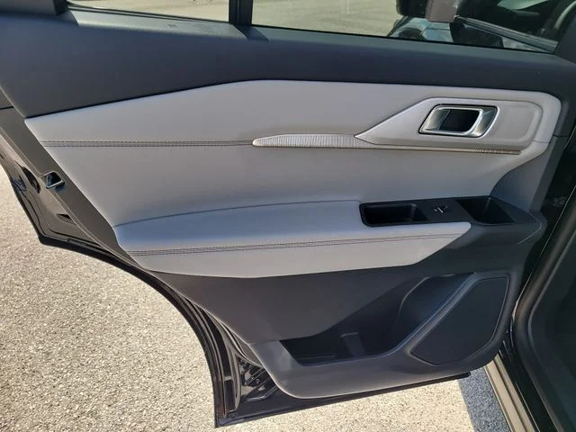 New 2026 Black Metallic Ford Active image 12