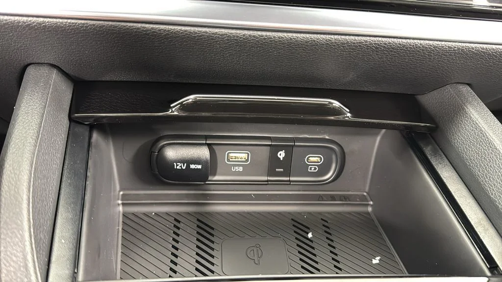2025 Kia Sportage X-Line - Photo 28