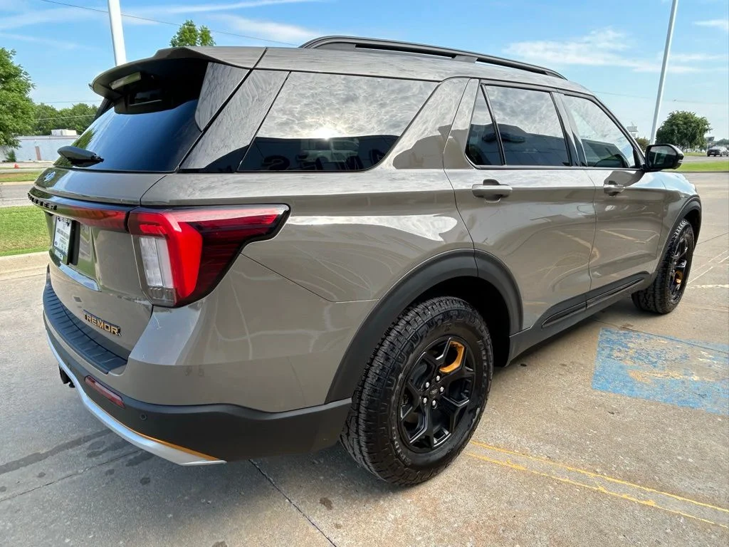 New 2026 Marsh Gray Ford Tremor image 6