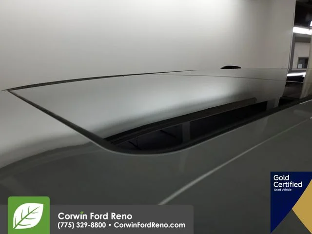 Used 2023 White Ford Lariat image 16